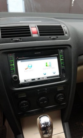 ŠKODA OCTAVIA II.- navigace,dvd,handsfree