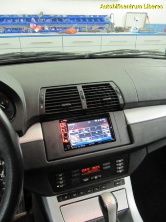 BMW X5 (2006) - DVD,navigace,han...