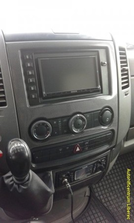VW CRAFTER - autorádio s DVD, n...