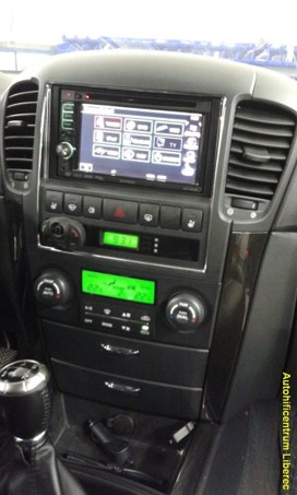 KIA SORENTO II. - dvd , usb