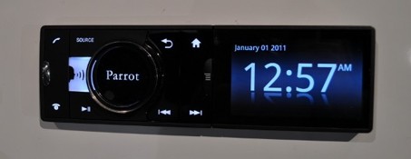 PARROT Asteroid - bluetooth rád...