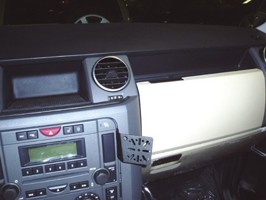 GSM konzole pro Land Rover Discovery 3 05-
