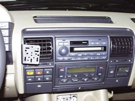 GSM konzole do vent. pro Land Rover Discovery 95-04