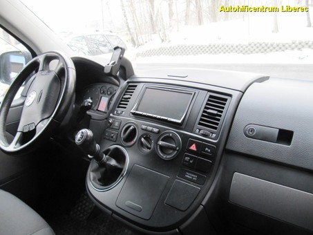 VW T5 - navigace, kamera, reproduktory, monitor